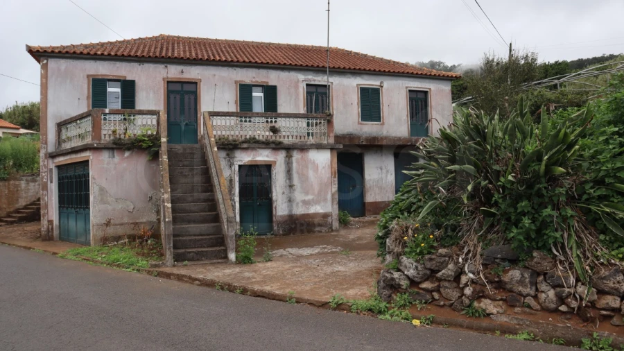 Moradia T2 para Venda em Porto Moniz