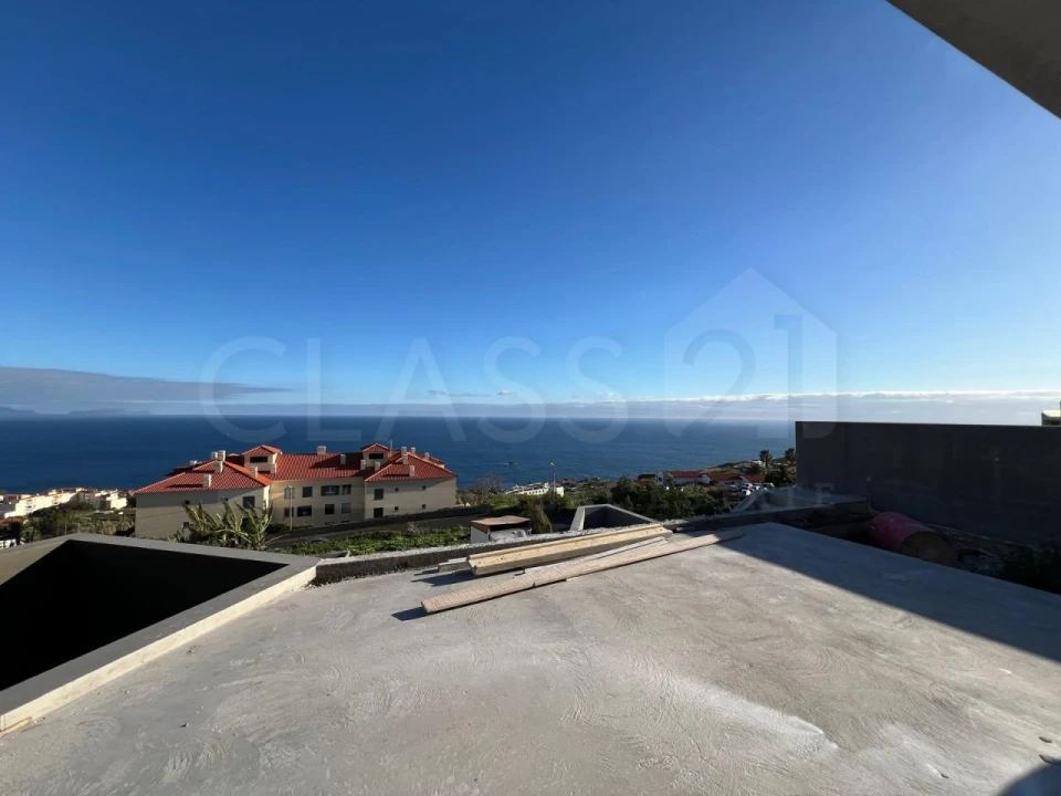 Moradia T3 para Venda em Caniço Foto 5