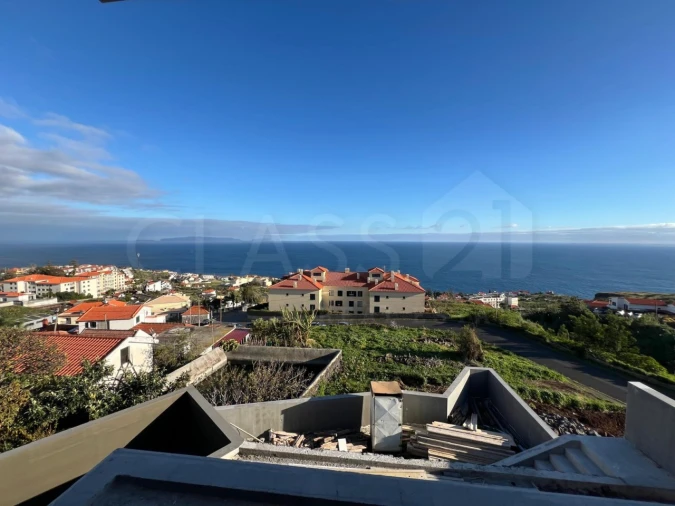 Moradia T3 para Venda em Caniço Foto 32