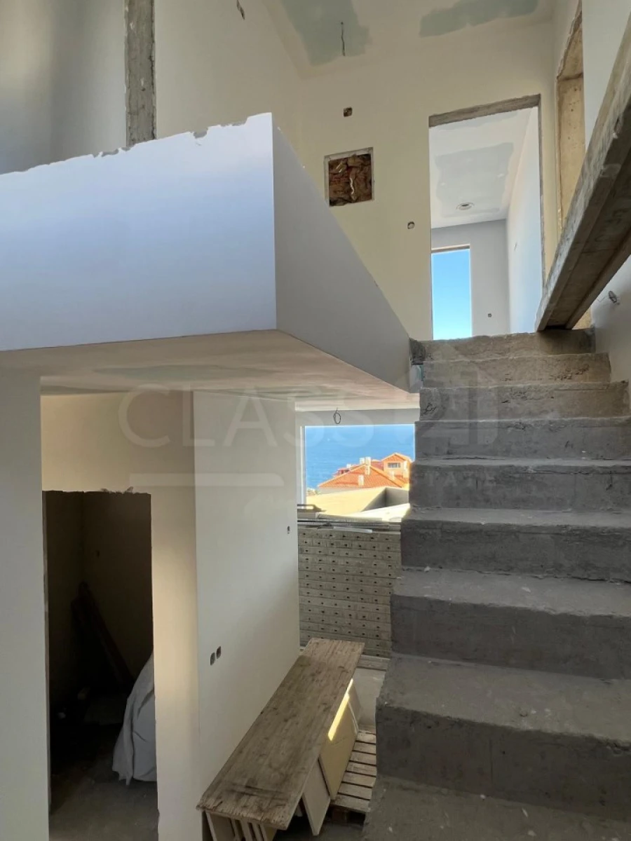 Moradia T3 para Venda em Caniço Foto 36