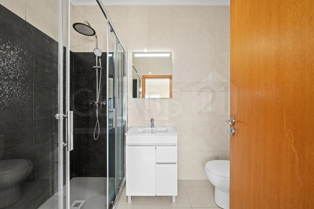 Moradia T2 para Venda em Gaula Foto 18