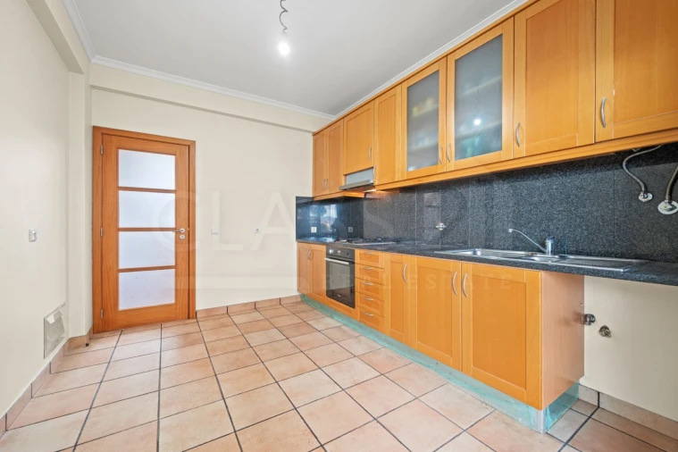 Moradia T2 para Venda em Gaula Foto 10