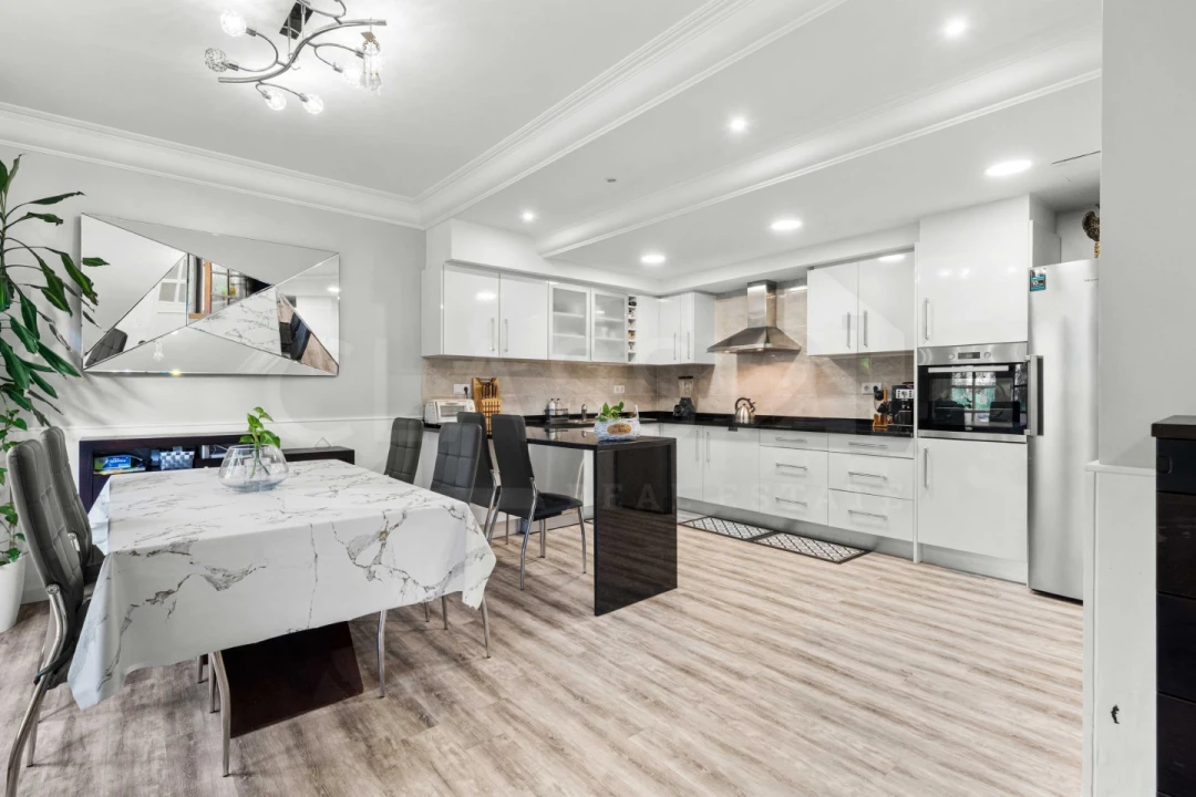 Moradia T3 para Venda em Funchal (São Pedro) Foto 8