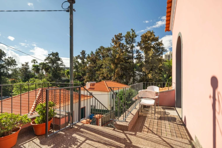 Moradia T3 para Venda em Funchal (São Pedro) Foto 52