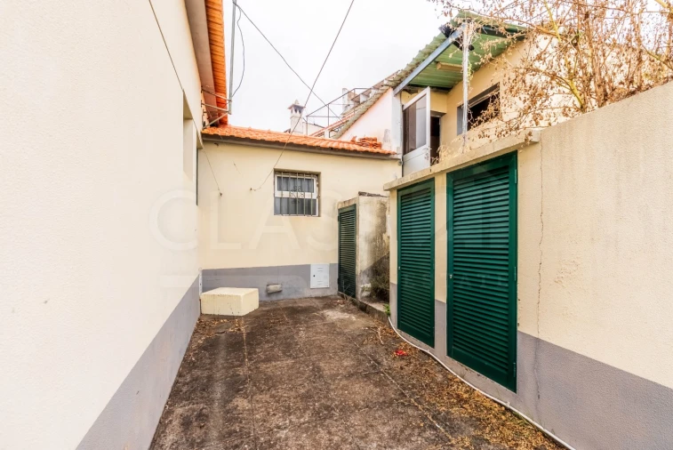 Moradia T3 para Venda em Funchal (Santa Maria Maior) Foto 6