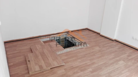 Loja para Venda em Benfica