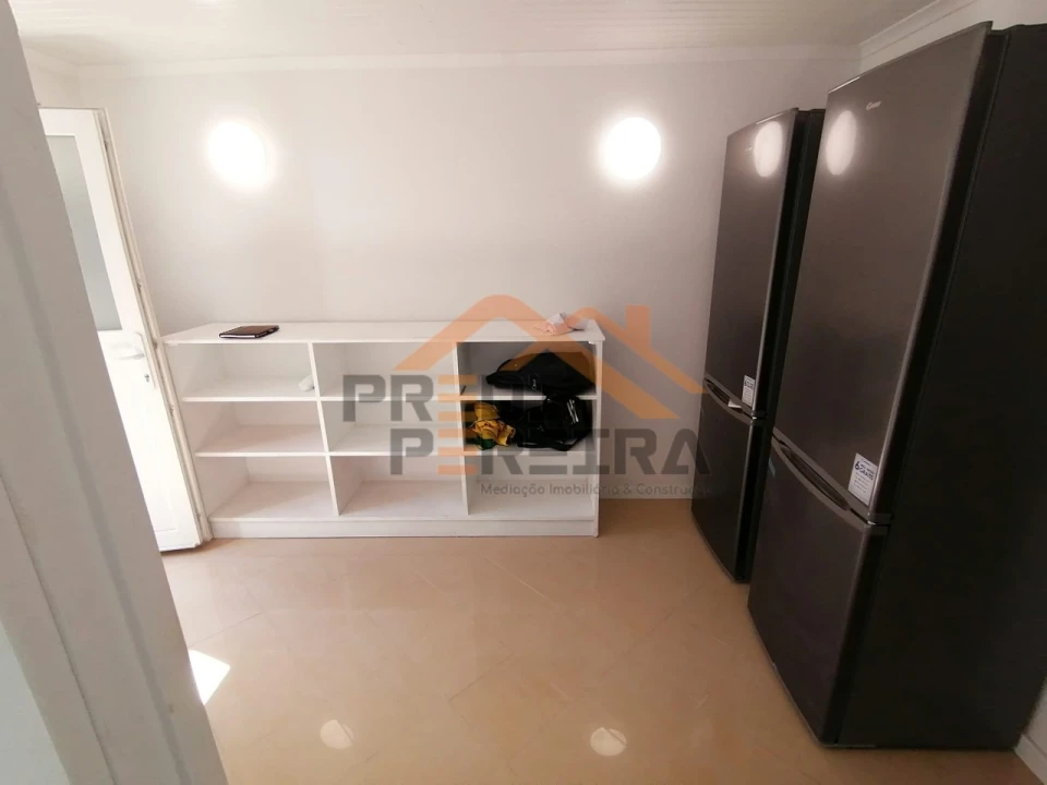 Moradia T9 para Venda em Ajuda Foto 11