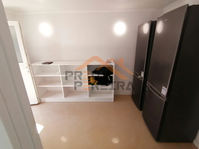 Moradia T9 para Venda em Ajuda Foto 11