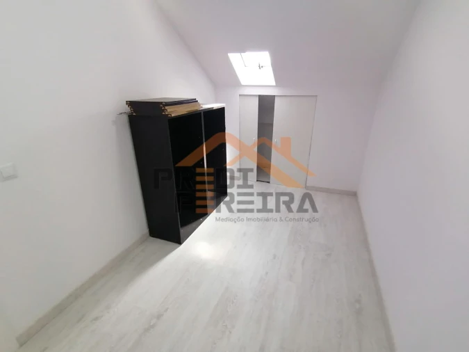 Moradia T9 para Venda em Ajuda Foto 21