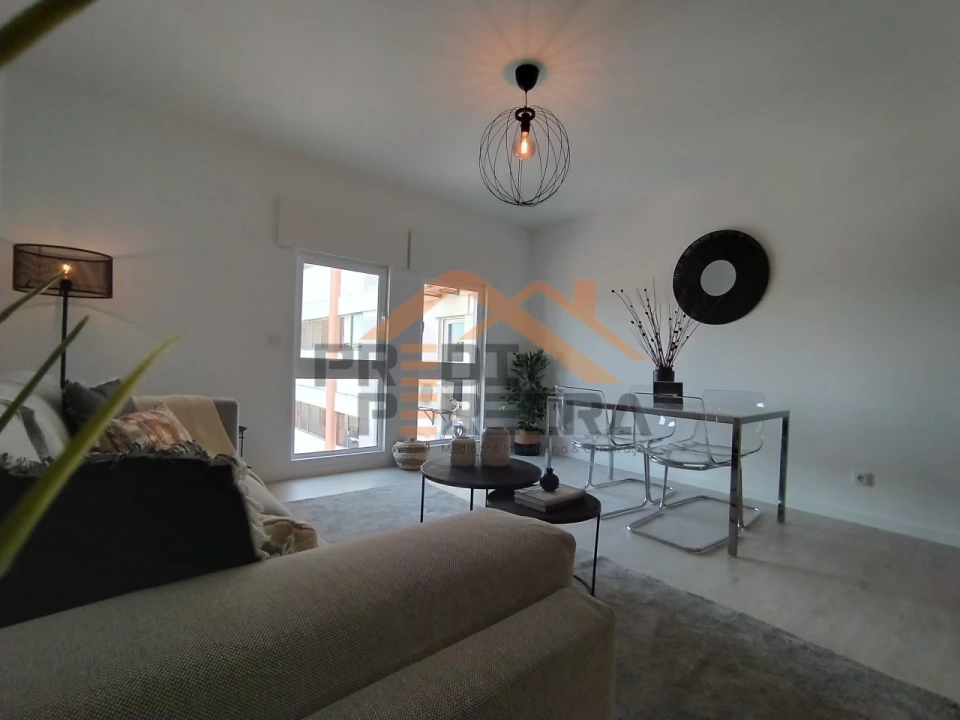 Apartamento T3 para Venda em Benfica Foto 8