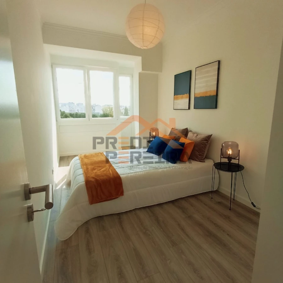 Apartamento T3 para Venda em Benfica Foto 18