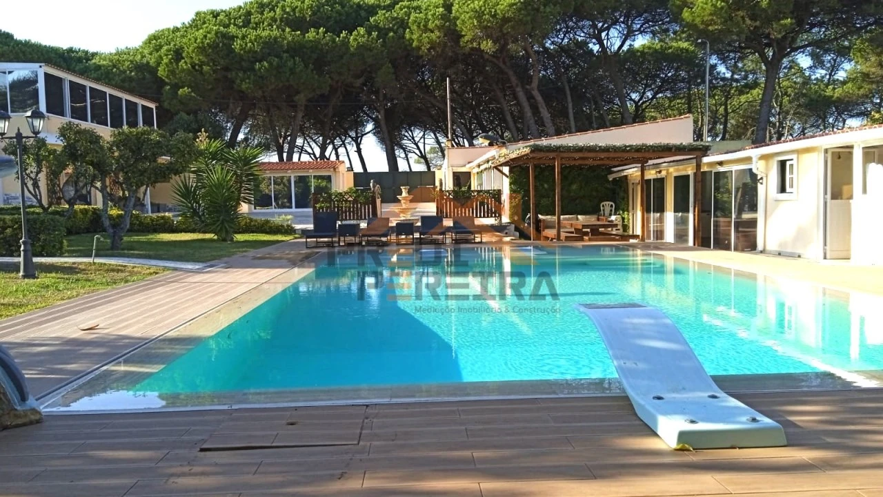 Moradia T3 para Venda em São João das Lampas e Terrugem Foto 4