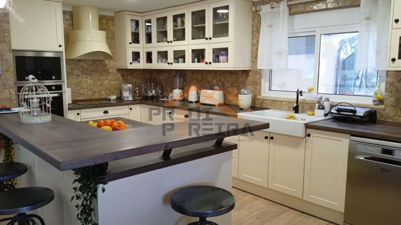 Moradia T3 para Venda em São João das Lampas e Terrugem Foto 10