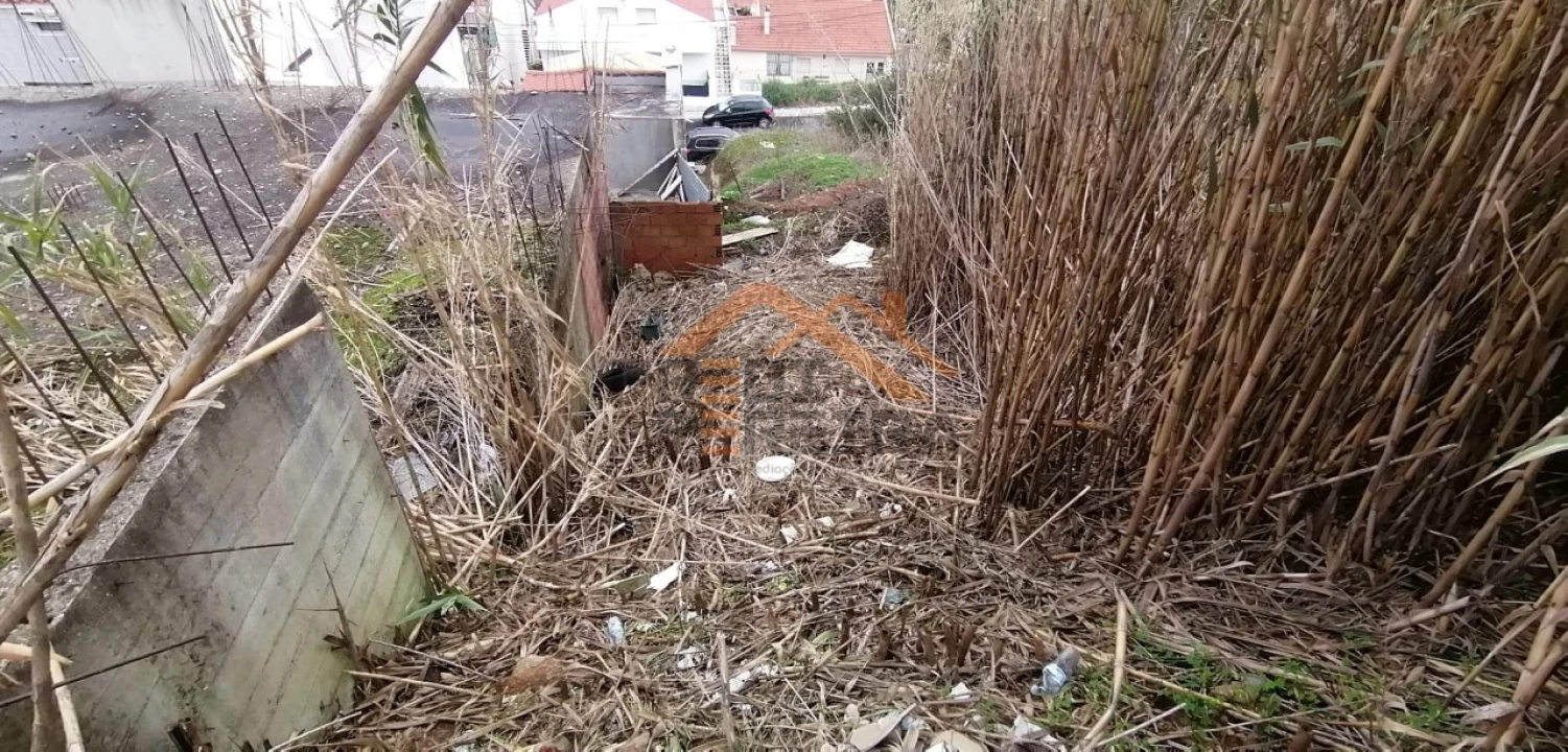 Terreno para Venda em Odivelas Foto 10