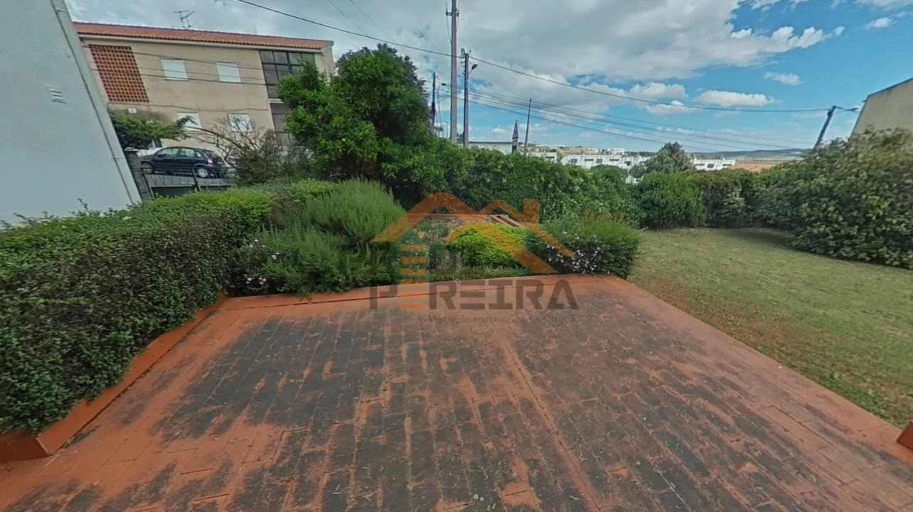 Moradia T7 para Venda em Santo Antão e São Julião do Tojal Foto 37