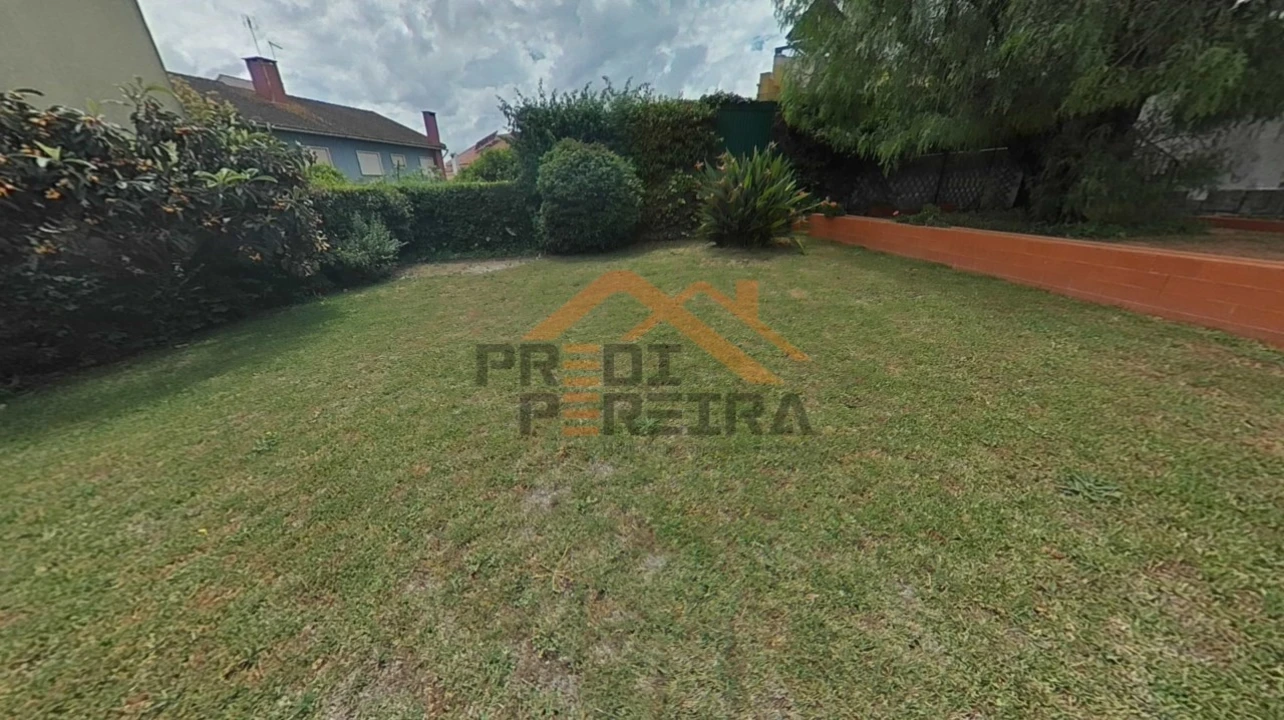 Moradia T7 para Venda em Santo Antão e São Julião do Tojal Foto 38