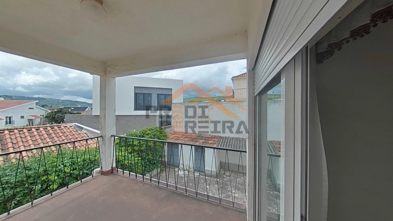 Moradia T7 para Venda em Santo Antão e São Julião do Tojal Foto 23