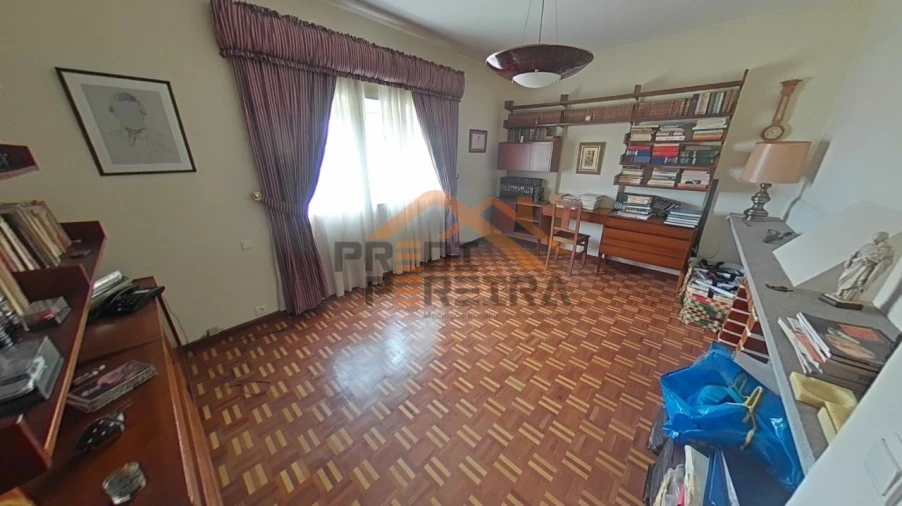 Moradia T7 para Venda em Santo Antão e São Julião do Tojal Foto 18