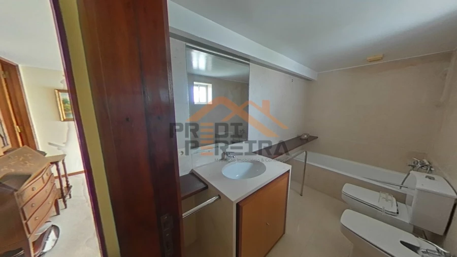 Moradia T7 para Venda em Santo Antão e São Julião do Tojal Foto 26