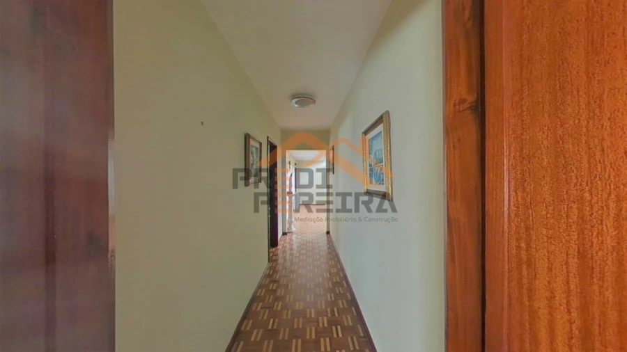 Moradia T7 para Venda em Santo Antão e São Julião do Tojal Foto 28