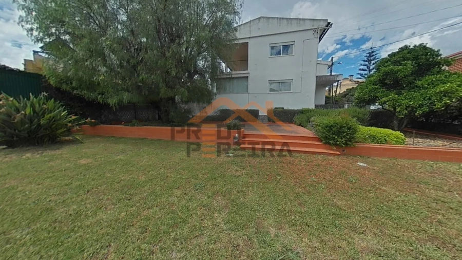 Moradia T7 para Venda em Santo Antão e São Julião do Tojal