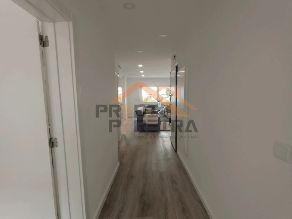 Apartamento T3 para Venda em Penha de França Foto 6