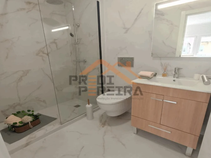 Apartamento T3 para Venda em Penha de França Foto 7