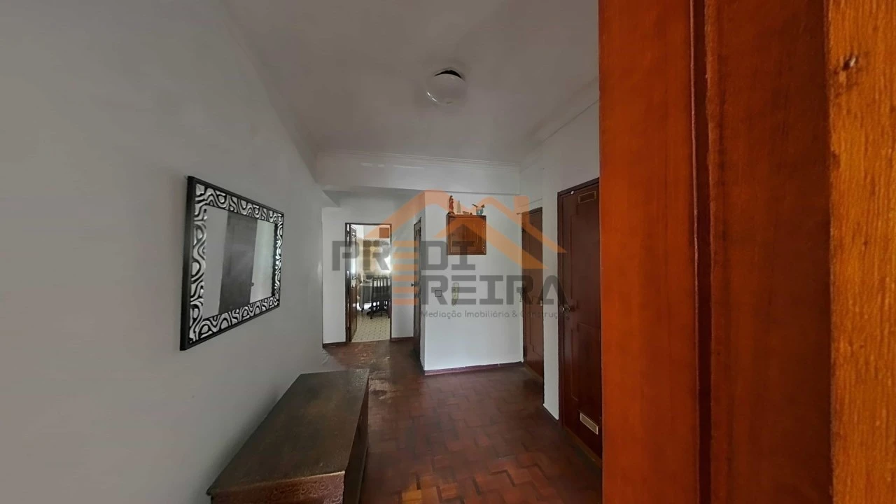 Apartamento T3 para Venda em Águas Livres Foto 16