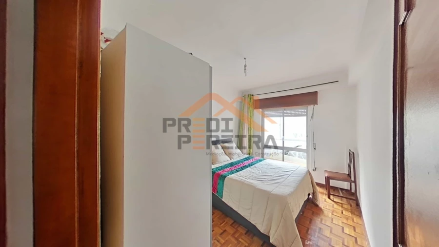 Apartamento T3 para Venda em Águas Livres Foto 19