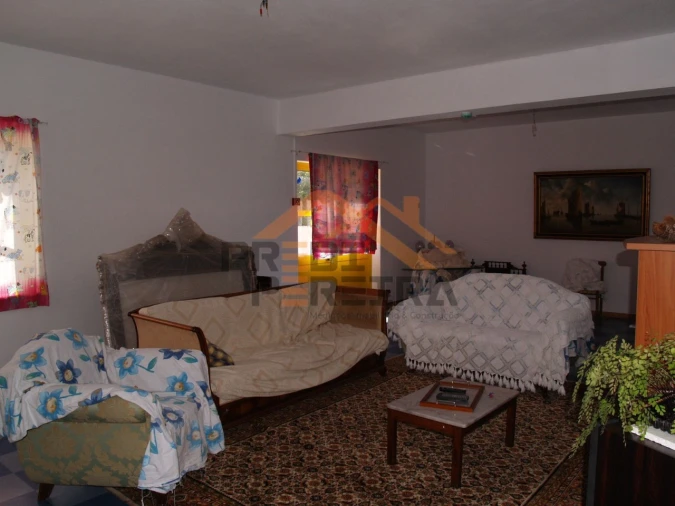 Moradia T8 para Venda em Rio de Mouro Foto 8