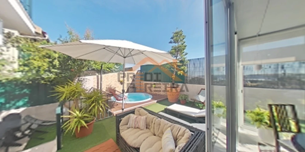 Moradia T3 para Venda em Pontinha e Famões Foto 42