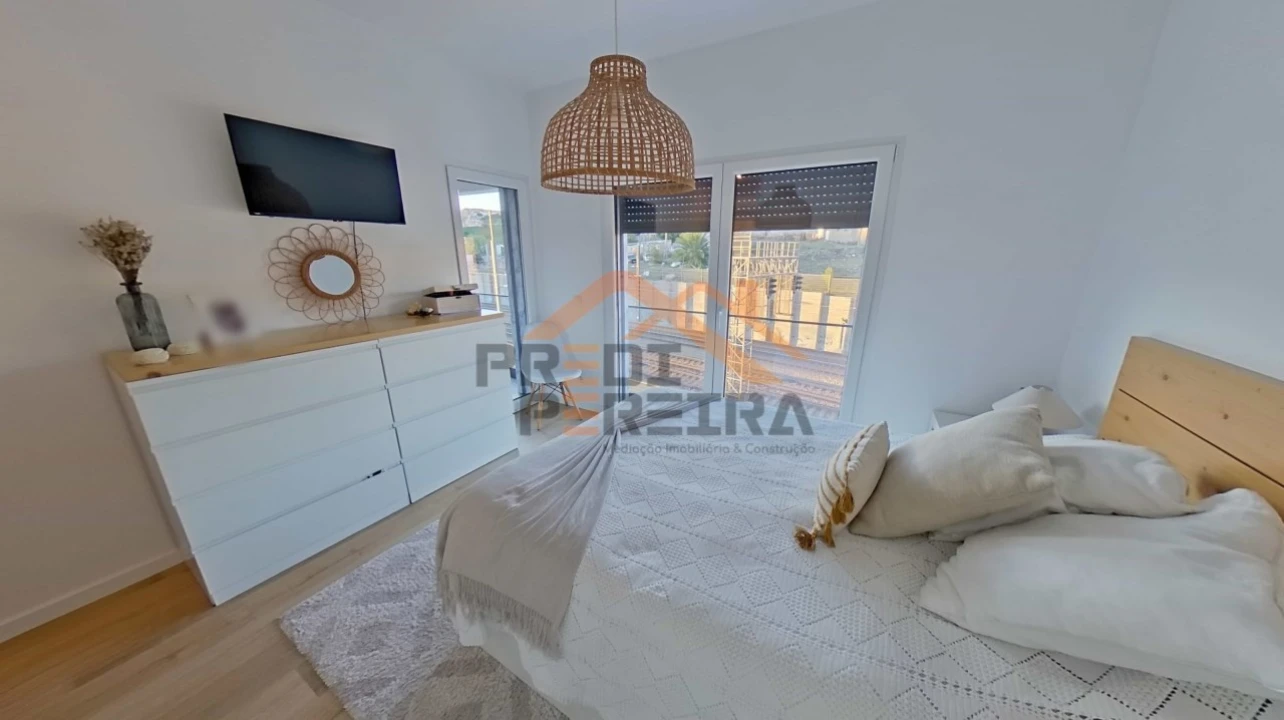 Apartamento T3 para Venda em Venteira Foto 21