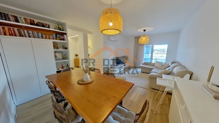 Apartamento T3 para Venda em Venteira Foto 4