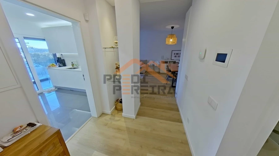 Apartamento T3 para Venda em Venteira Foto 16