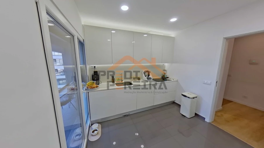 Apartamento T3 para Venda em Venteira Foto 10