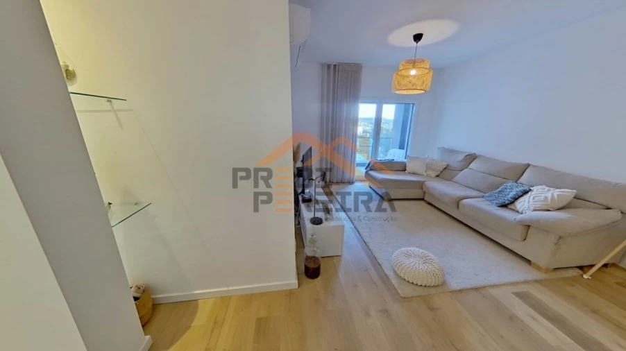 Apartamento T3 para Venda em Venteira Foto 7