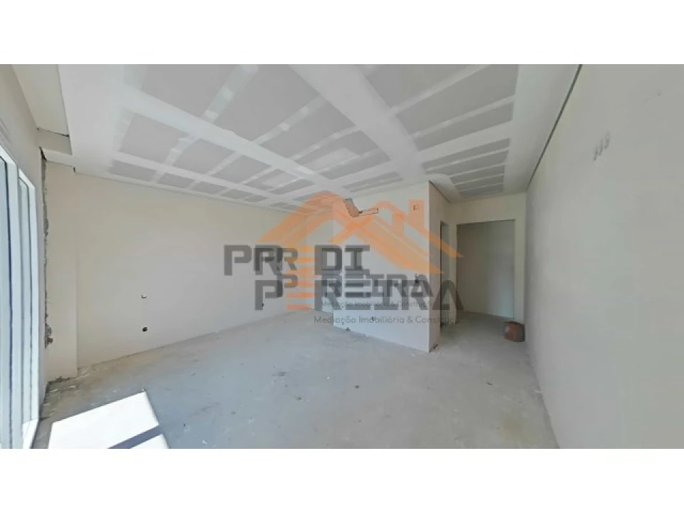 Apartamento T3 para Venda em Santo António dos Cavaleiros e Frielas Foto 13