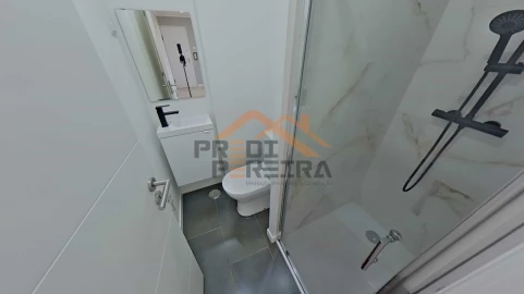 Apartamento T4 para Venda em Águas Livres