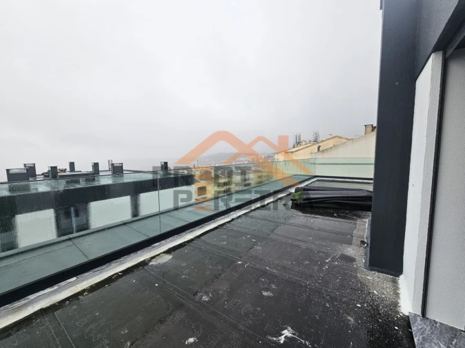 Apartamento T3 para Venda em Pontinha e Famões Foto 37