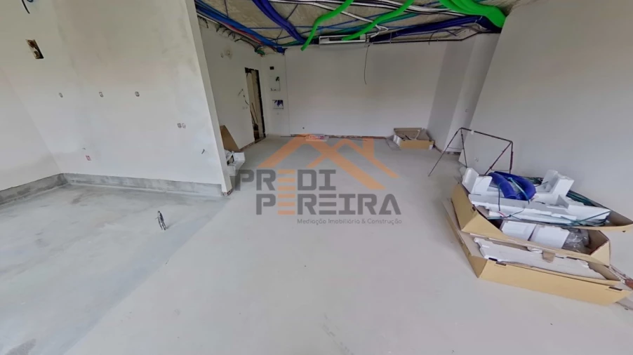 Apartamento T3 para Venda em Pontinha e Famões