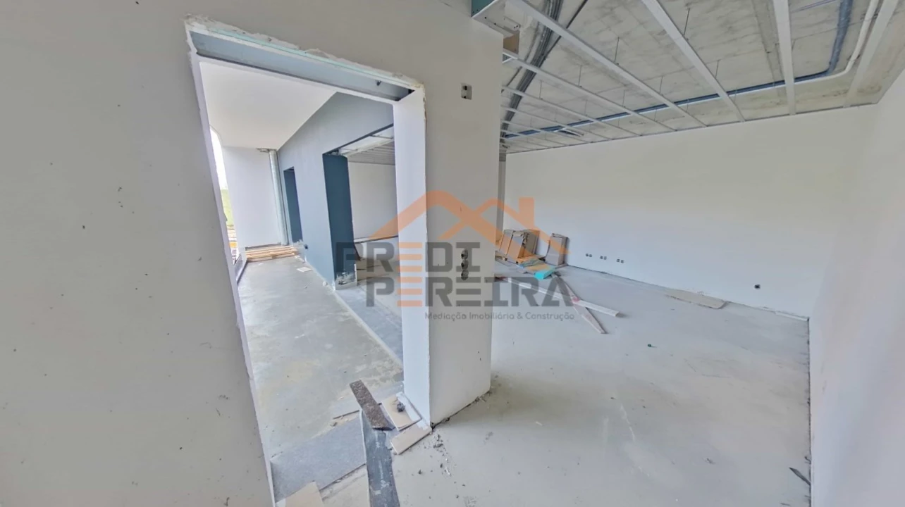 Apartamento T2 para Venda em Santo António dos Cavaleiros e Frielas Foto 4