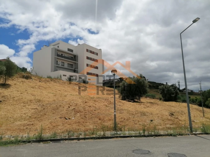 Apartamento T1 para Venda em Camarate, Unhos e Apelação Foto 30