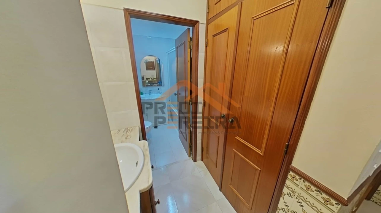 Apartamento T2 para Venda em Cacém e São Marcos Foto 15