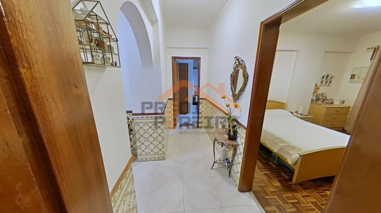 Apartamento T2 para Venda em Cacém e São Marcos Foto 18