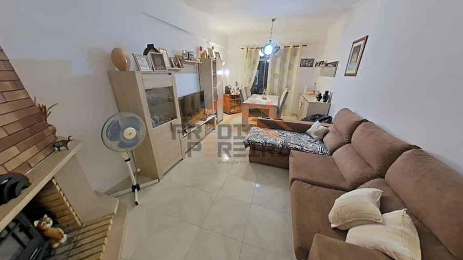 Apartamento T2 para Venda em Cacém e São Marcos Foto 3