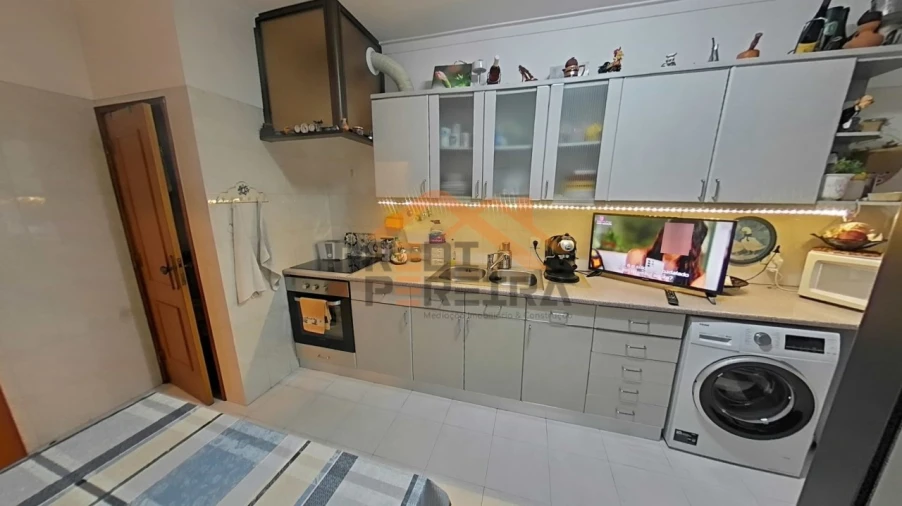 Apartamento T2 para Venda em Cacém e São Marcos Foto 8