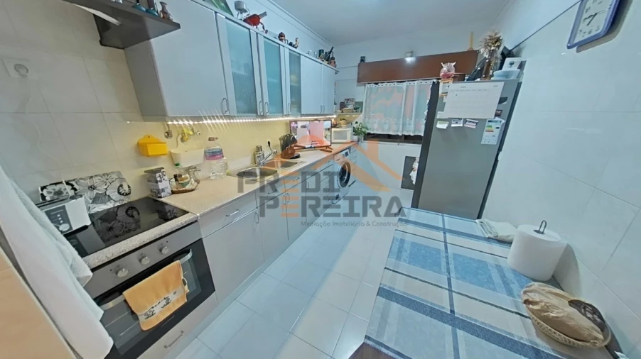 Apartamento T2 para Venda em Cacém e São Marcos Foto 9