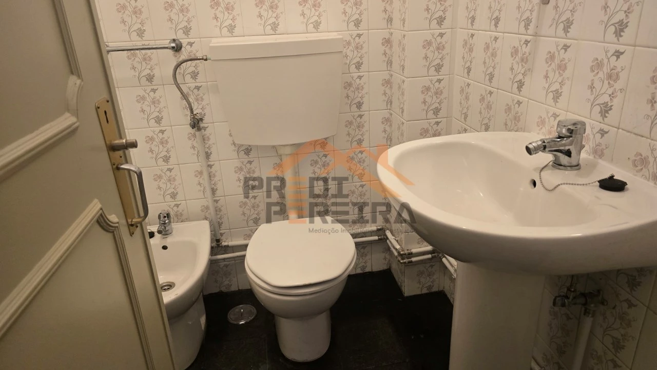 Apartamento T3 para Arrendamento em Odivelas Foto 12