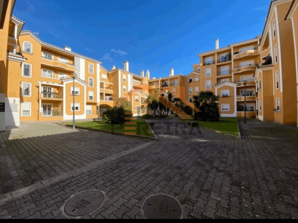 Apartamento T2 para Venda em Venda do Pinheiro e Santo Estêvão das Galés Foto 10