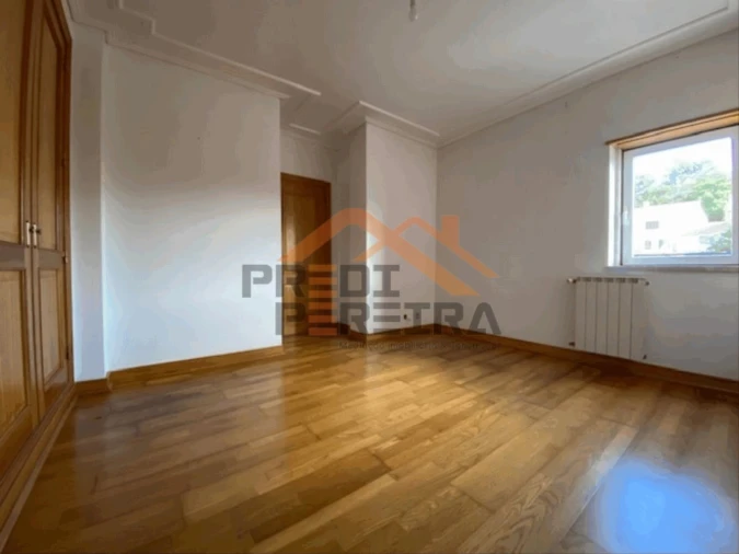 Apartamento T2 para Venda em Venda do Pinheiro e Santo Estêvão das Galés Foto 5